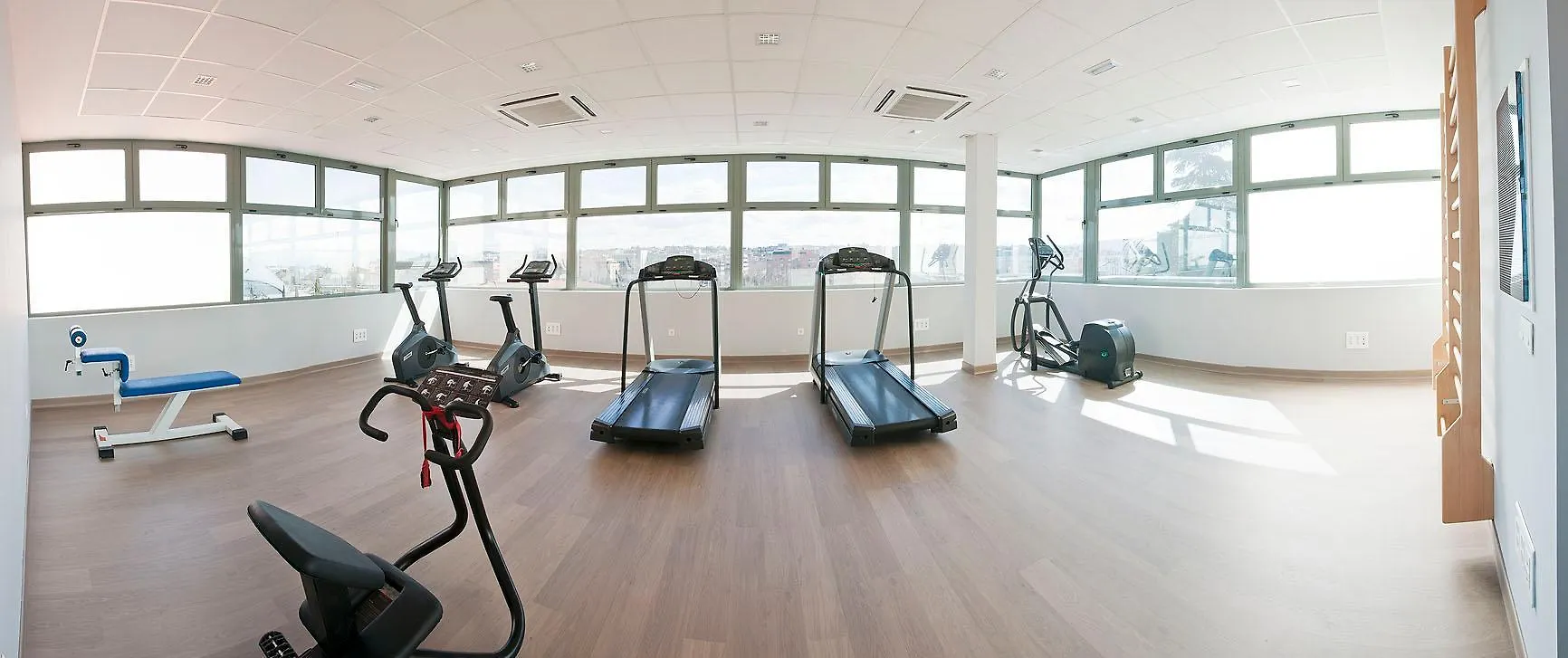 Uve Alcobendas Hotel